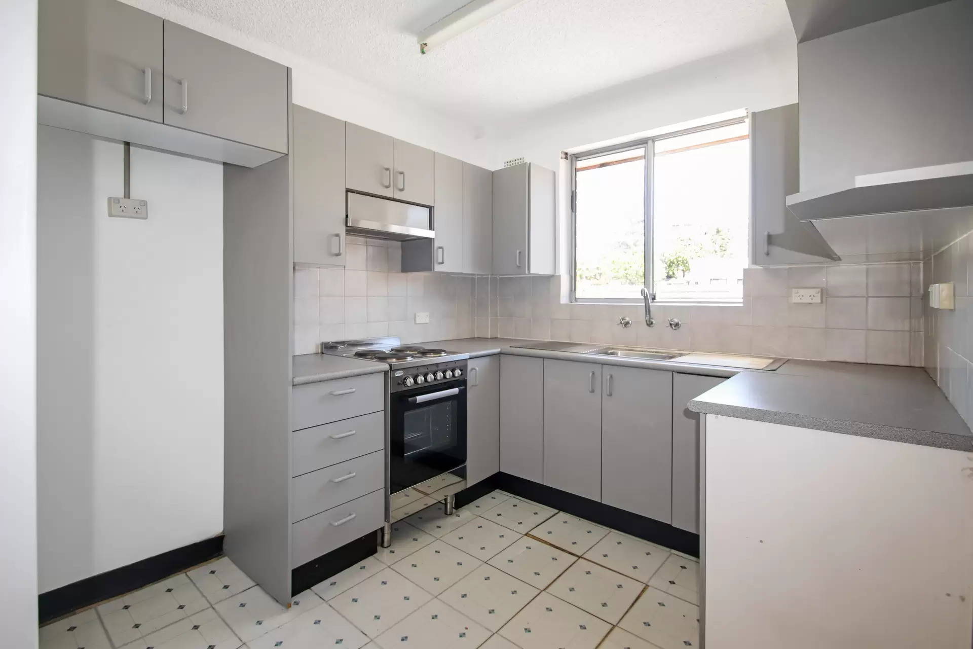 7/25 Hepburn Avenue, Gladesville Leased by Cassidy Real Estate - image 1