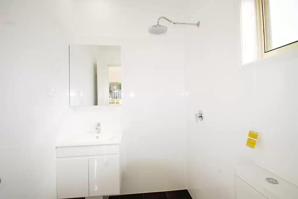 2/10 Punt Road, Gladesville Leased by Cassidy Real Estate - image 1