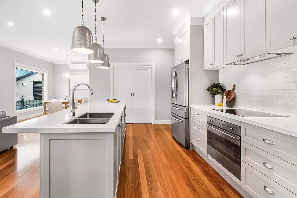 12 Riverside Avenue, Putney Leased by Cassidy Real Estate - image 1