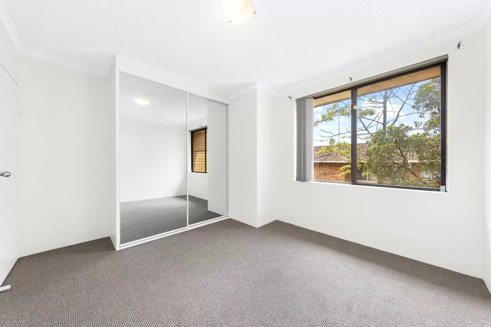 6/31 Meadow Crescent, Meadowbank Leased by Cassidy Real Estate - image 1