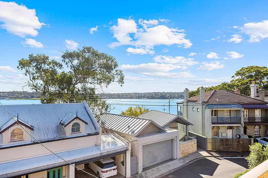 7/67 Louisa Road, Birchgrove Leased by Cassidy Real Estate