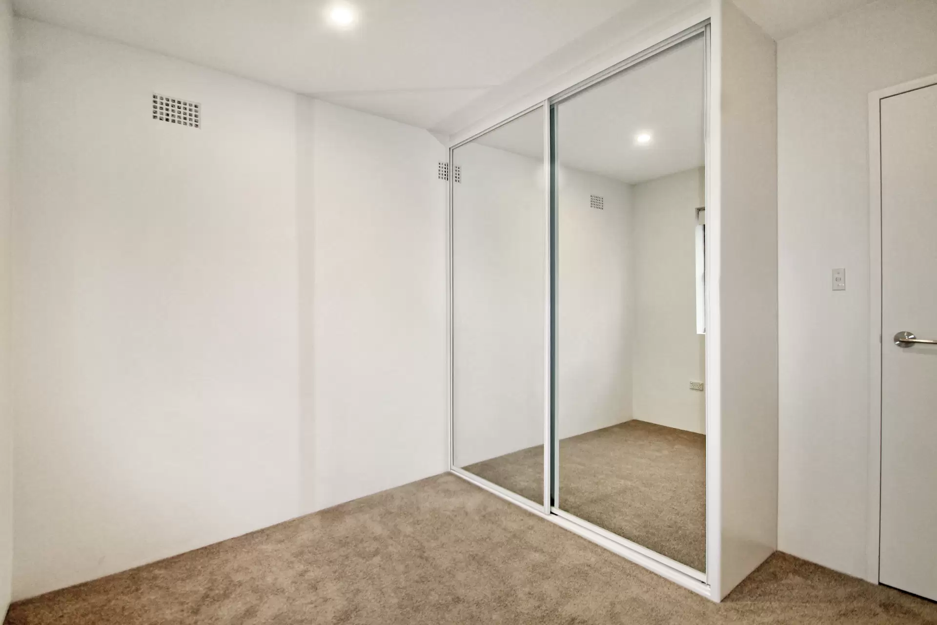 5/12 May Street, Eastwood For Lease by Cassidy Real Estate - image 1