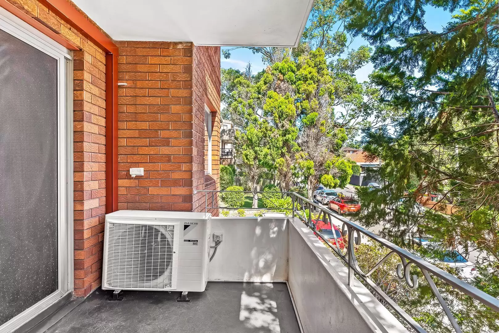 6/6-8 Ross Street, Gladesville Leased by Cassidy Real Estate - image 1