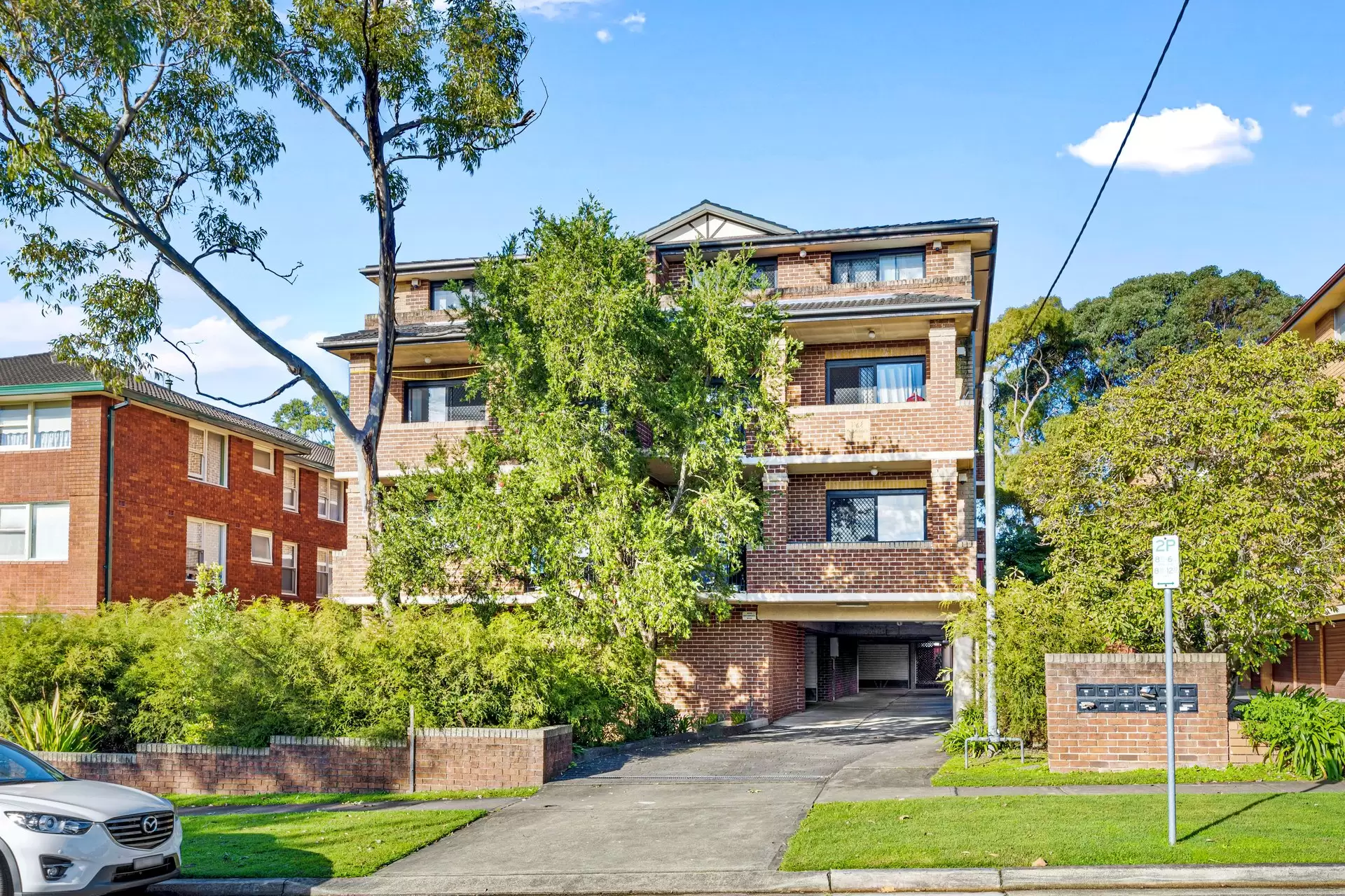 2/8 Maxim Street, West Ryde Leased by Cassidy Real Estate - image 1