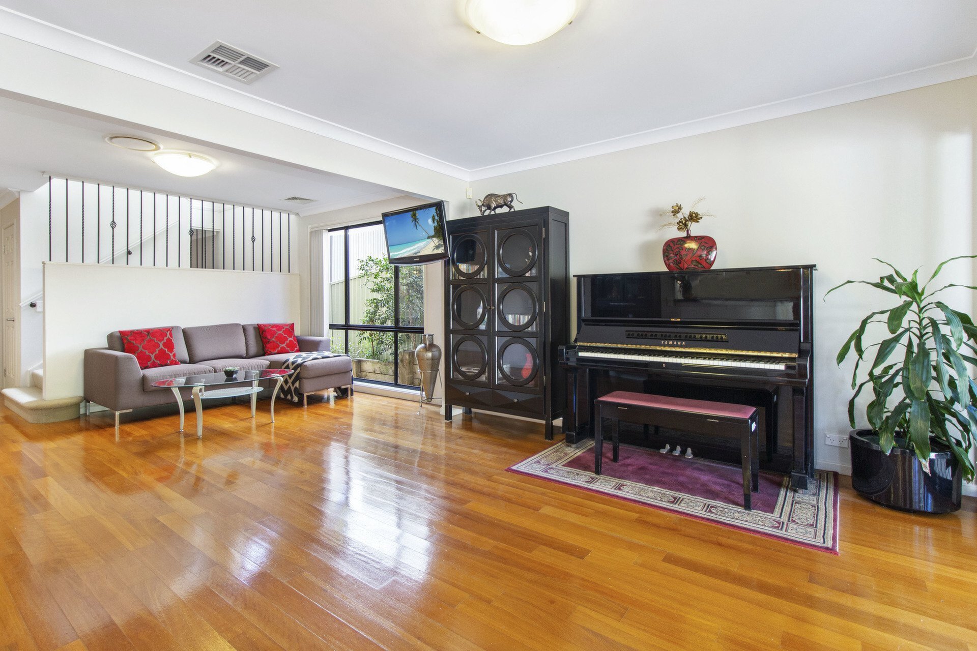 44 Douglas Street, Putney Sold by Cassidy Real Estate - image 1