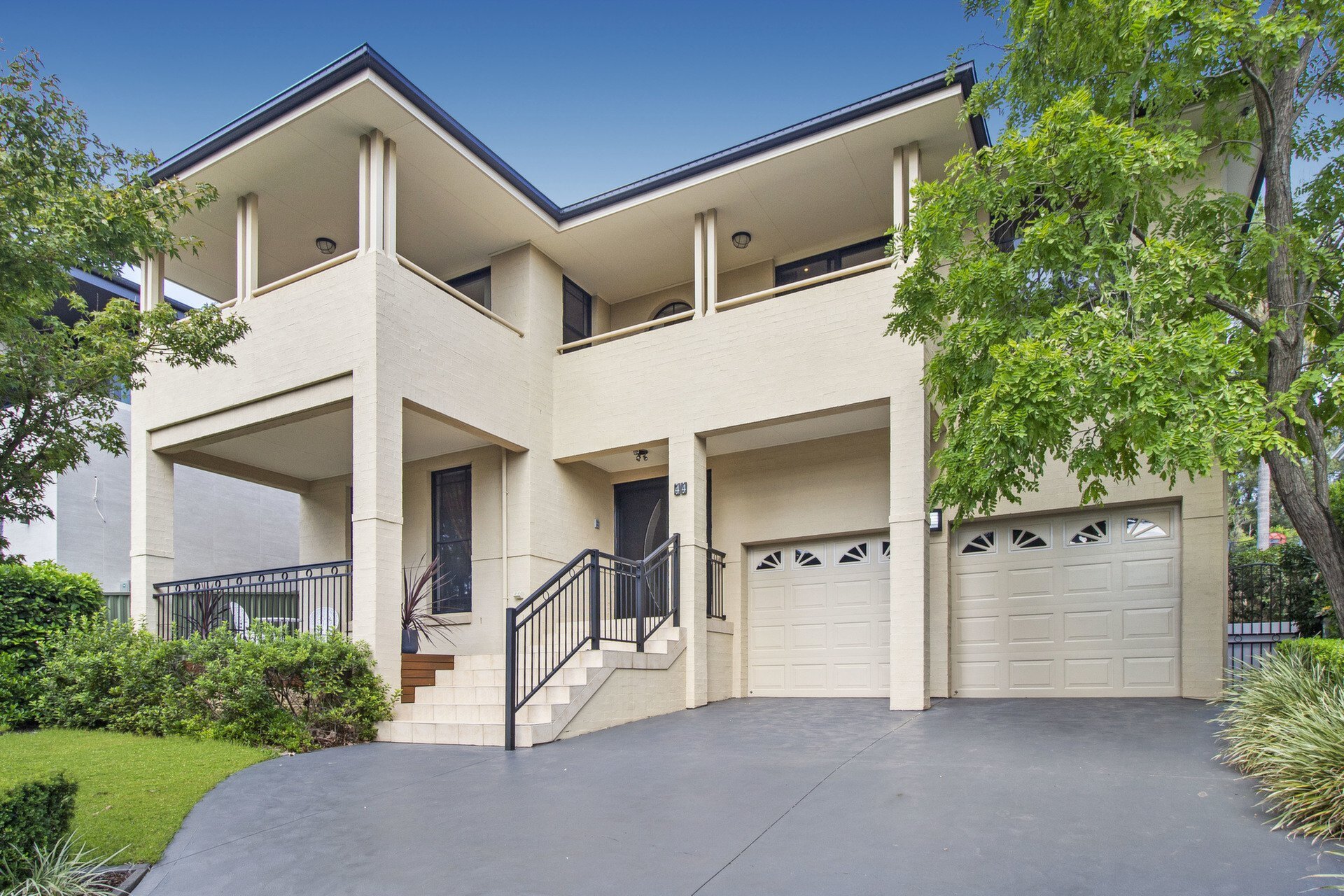 44 Douglas Street, Putney Sold by Cassidy Real Estate - image 1