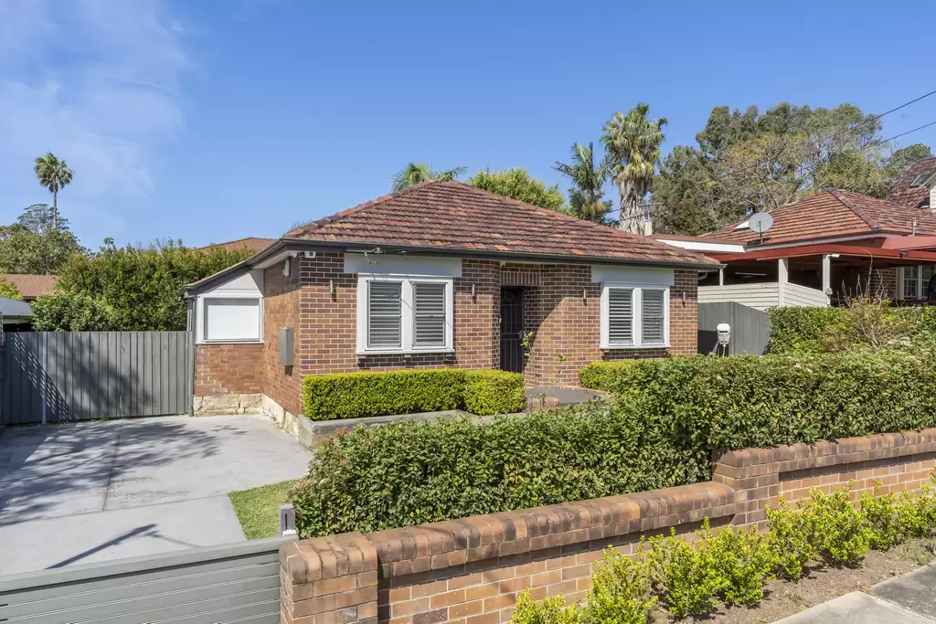 15 Lyndhurst Street, Gladesville Sold by Cassidy Real Estate