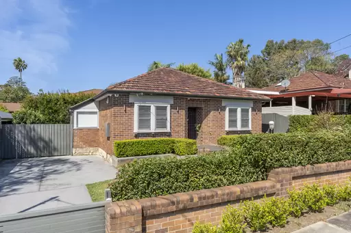 15 Lyndhurst Street, Gladesville Sold by Cassidy Real Estate