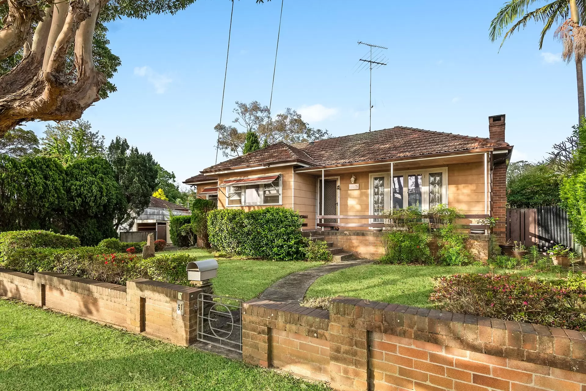 61 Waterview Street, Putney Auction by Cassidy Real Estate - image 1