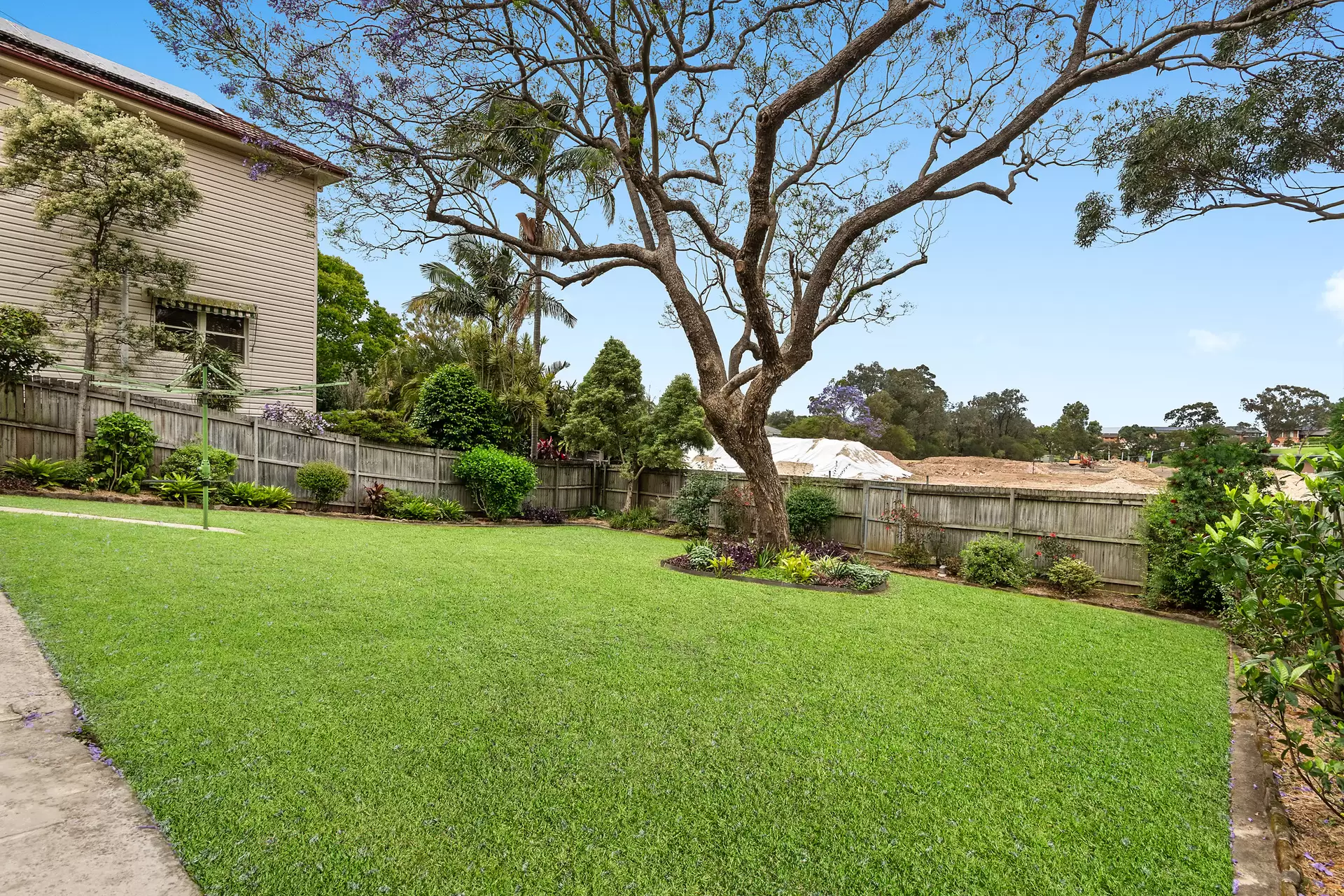 33 Numa Road, North Ryde Auction by Cassidy Real Estate - image 1