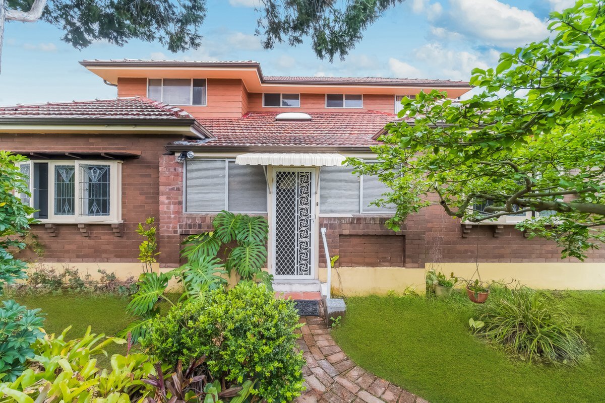 33 Lakeside Road, Eastwood Sold by Cassidy Real Estate - image 1