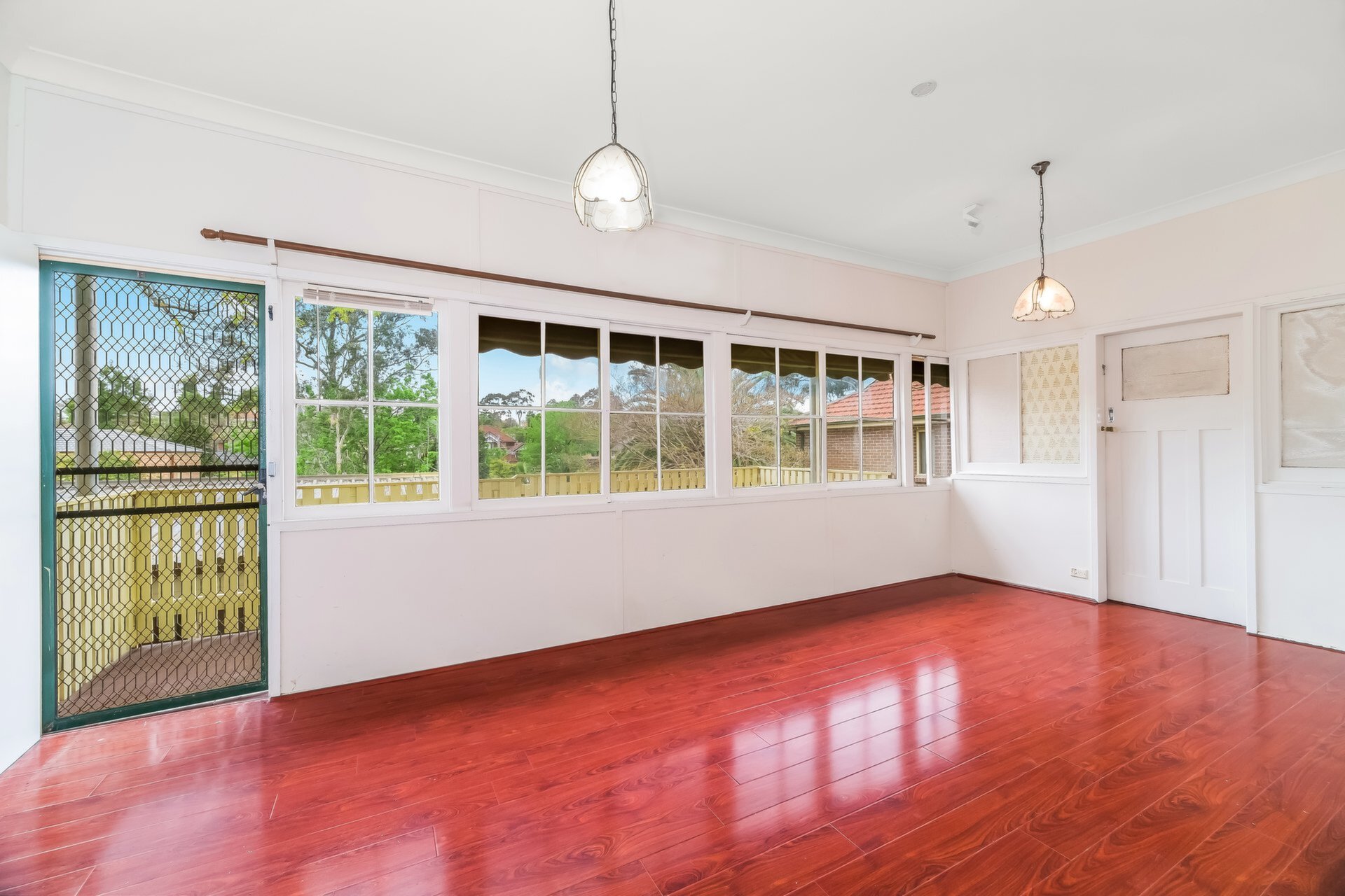 33 Lakeside Road, Eastwood Sold by Cassidy Real Estate - image 1