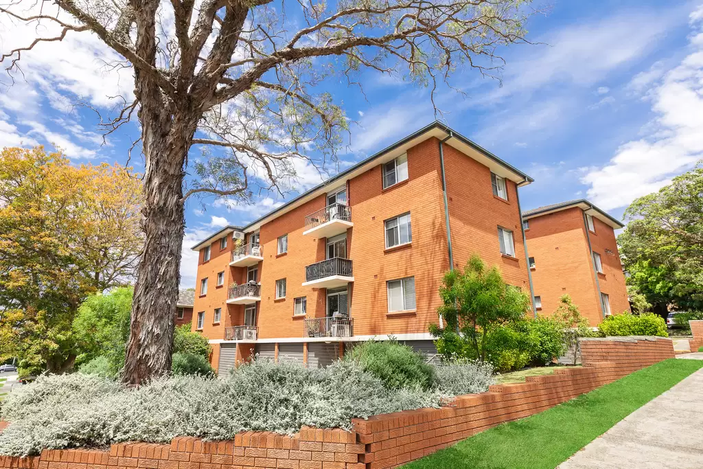 15/4-6 Harvard Street, Gladesville Sold by Cassidy Real Estate