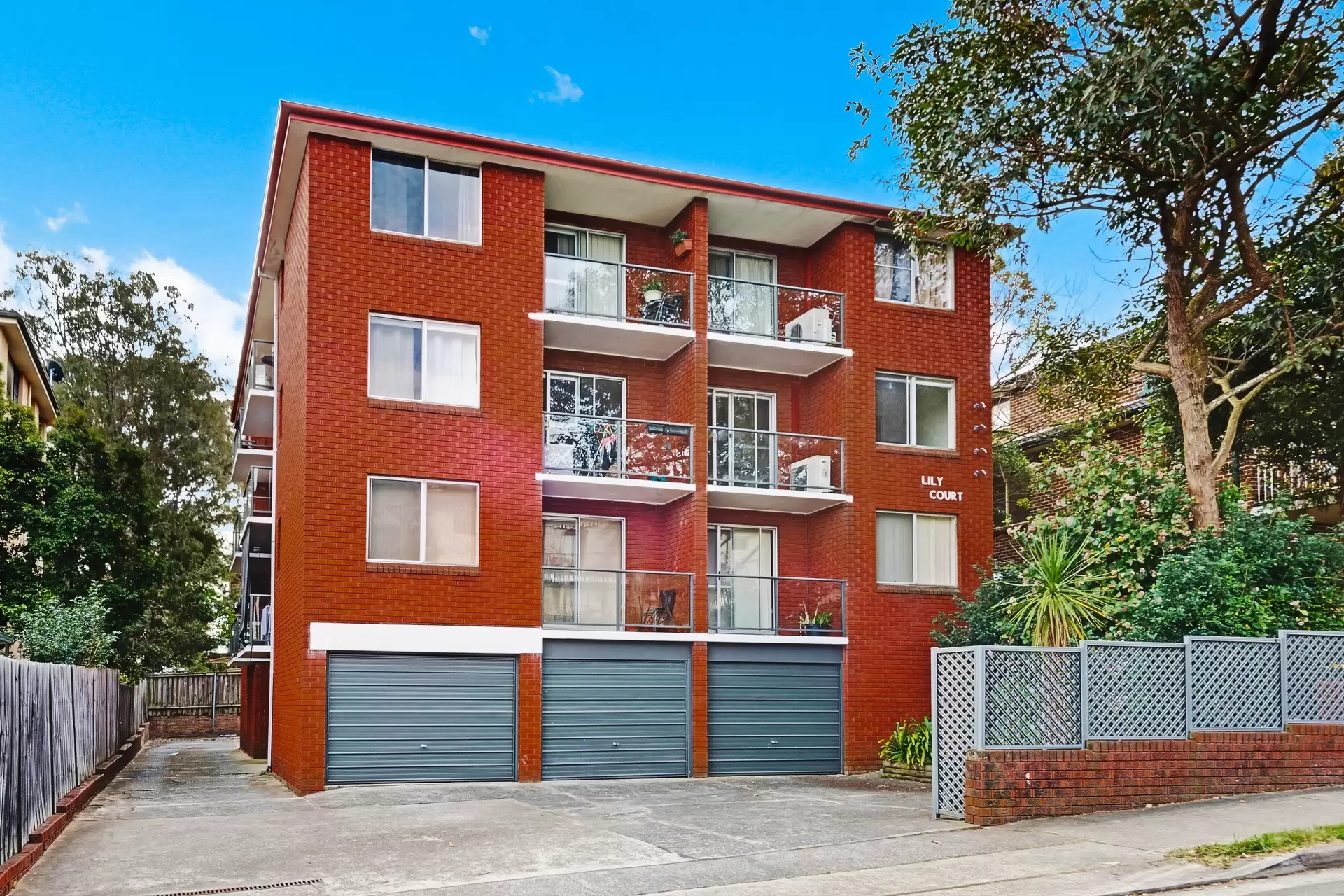 8/15 Linsley Street, Gladesville Leased by Cassidy Real Estate - image 1