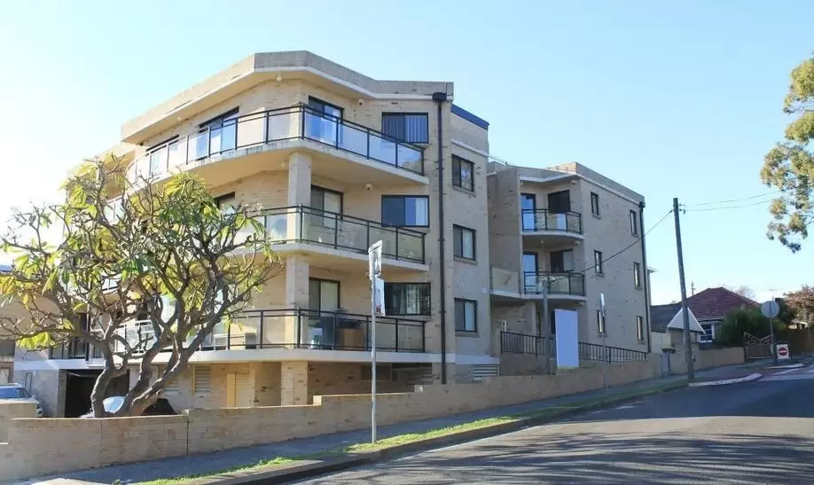 4/1-3 Linsley Street, Gladesville Leased by Cassidy Real Estate