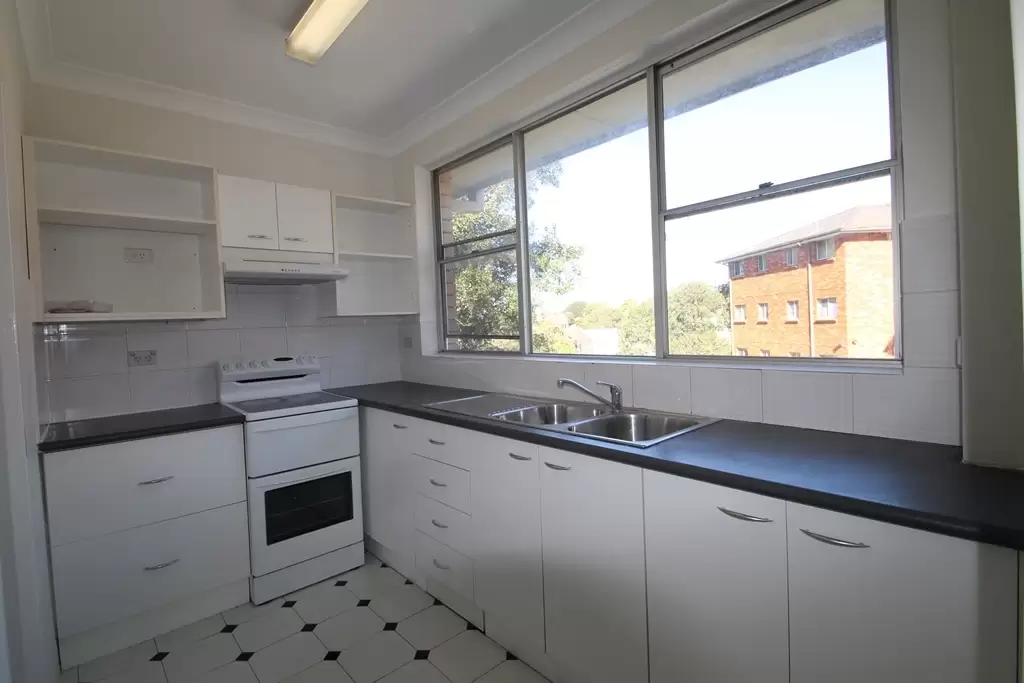 11/17 Cambridge Street, Gladesville Leased by Cassidy Real Estate - image 1