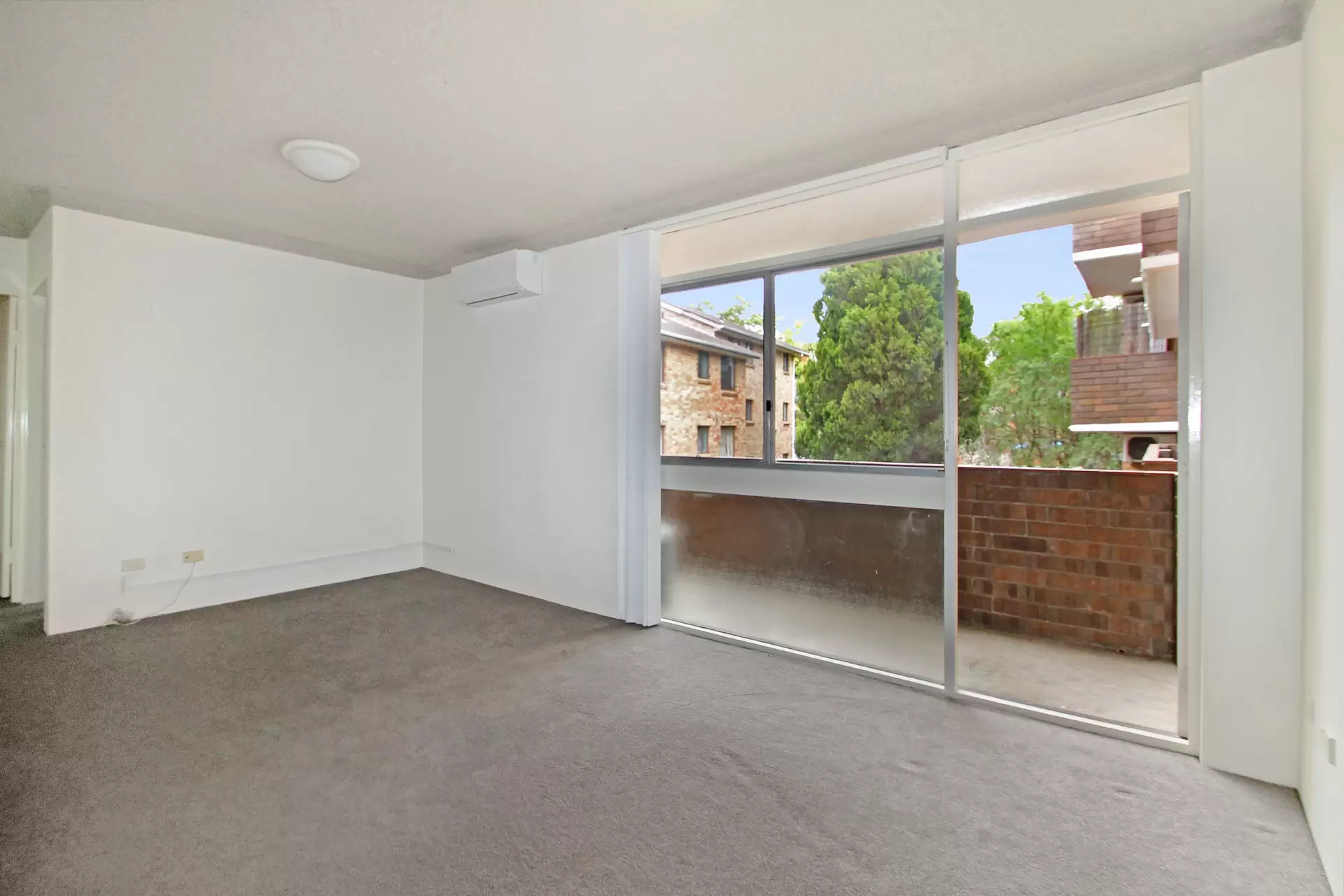 12/25 Ashburn Place, Gladesville Leased by Cassidy Real Estate - image 1