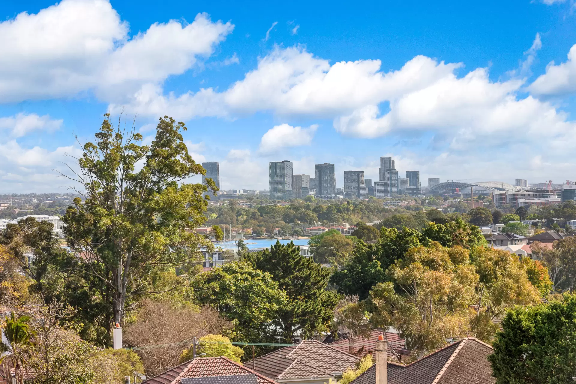 9/3 Western Crescent, Gladesville Leased by Cassidy Real Estate - image 1