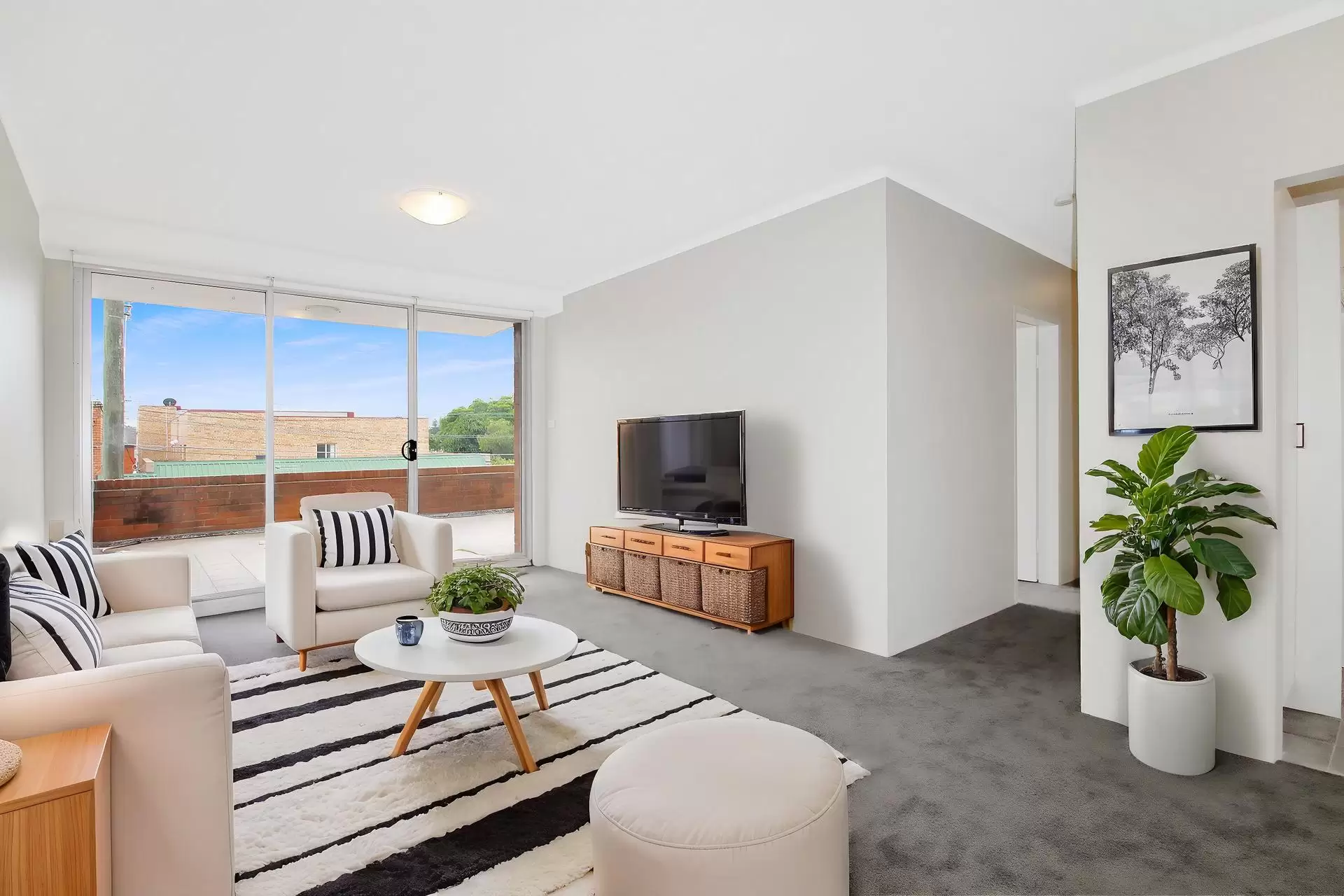 2/22A Amy Street, Regents Park Leased by Cassidy Real Estate - image 1