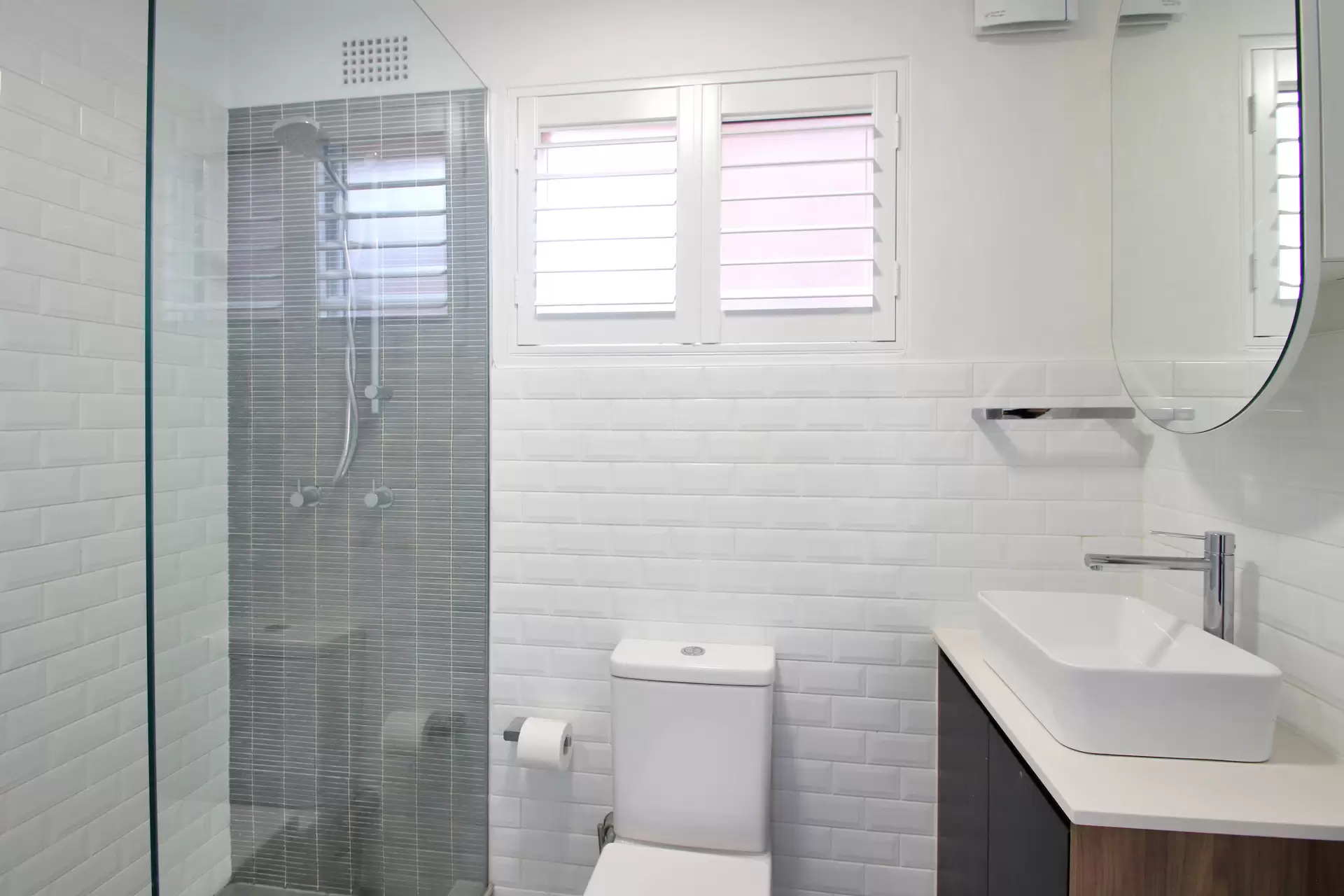 6/3 Western Crescent, Gladesville For Lease by Cassidy Real Estate - image 1