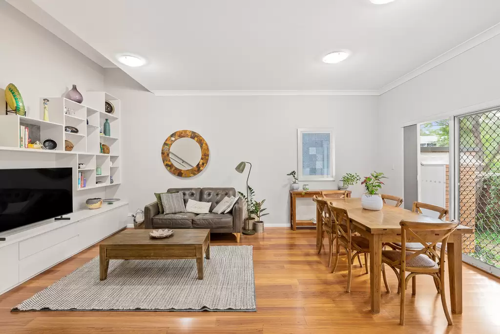 11/9 Robinson Street, Ryde Auction by Cassidy Real Estate