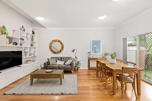 11/9 Robinson Street, Ryde Auction by Cassidy Real Estate