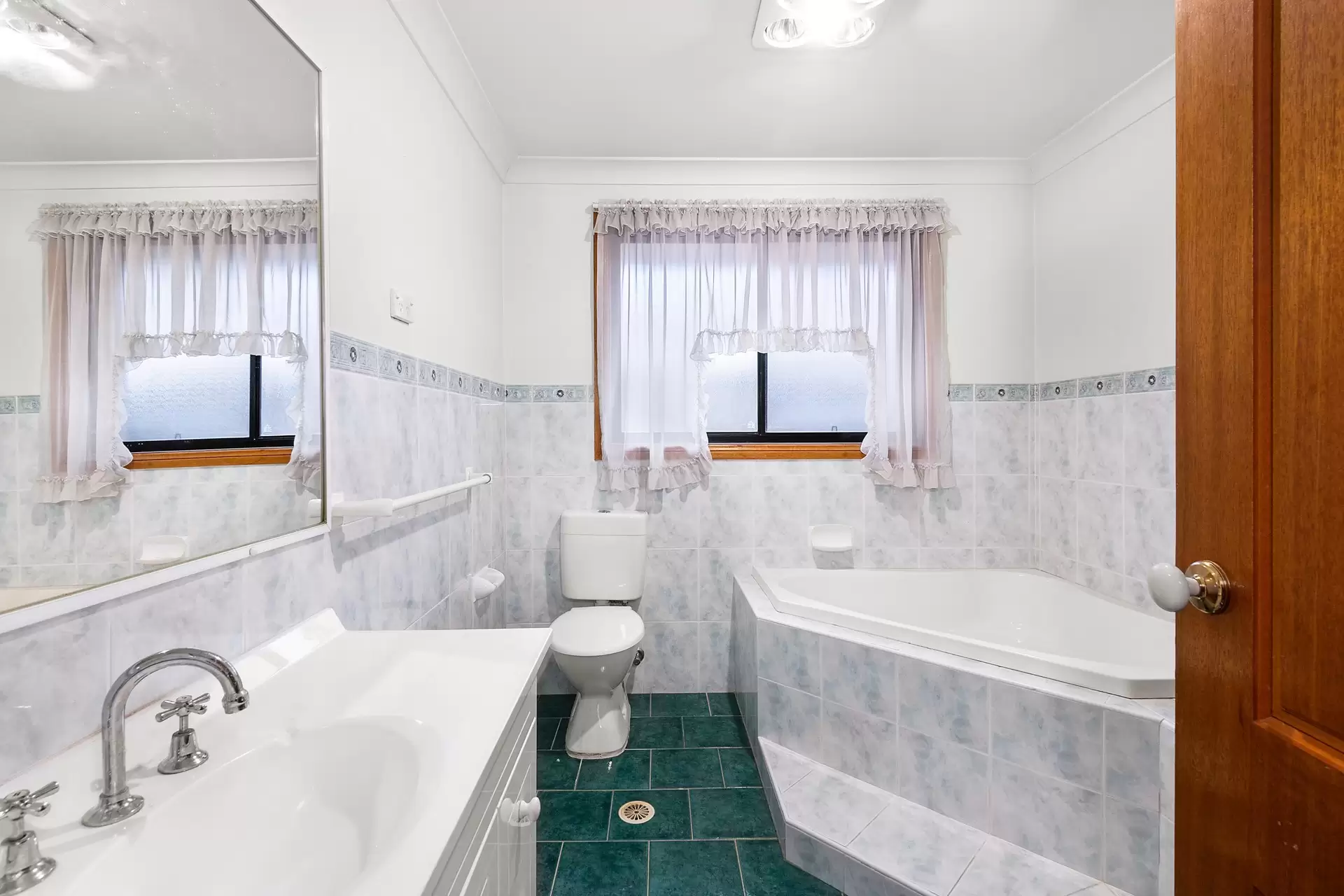 103 Waterview Street, Putney Auction by Cassidy Real Estate - image 1