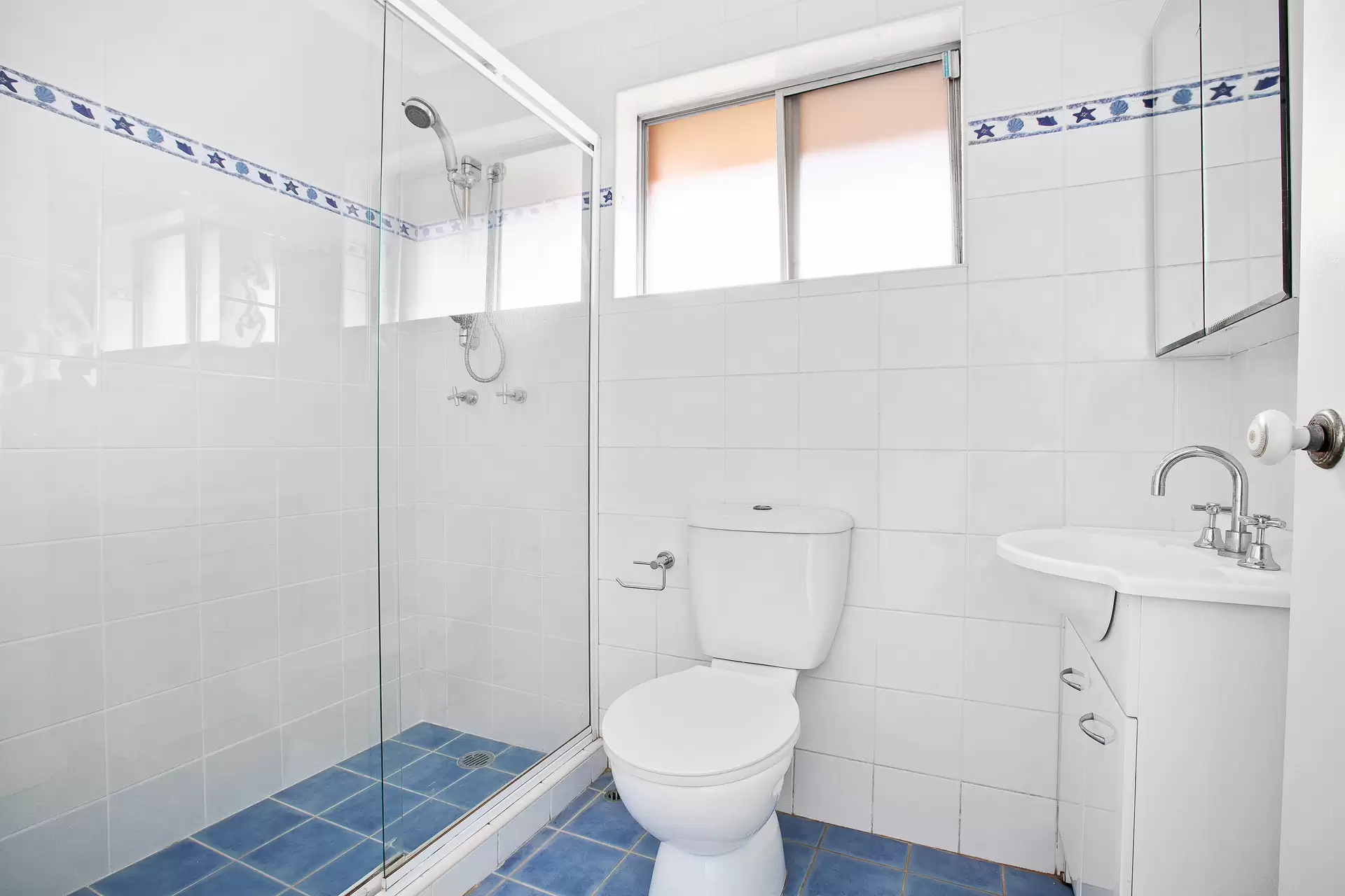 10/3 Western Crescent, Gladesville For Sale by Cassidy Real Estate - image 1