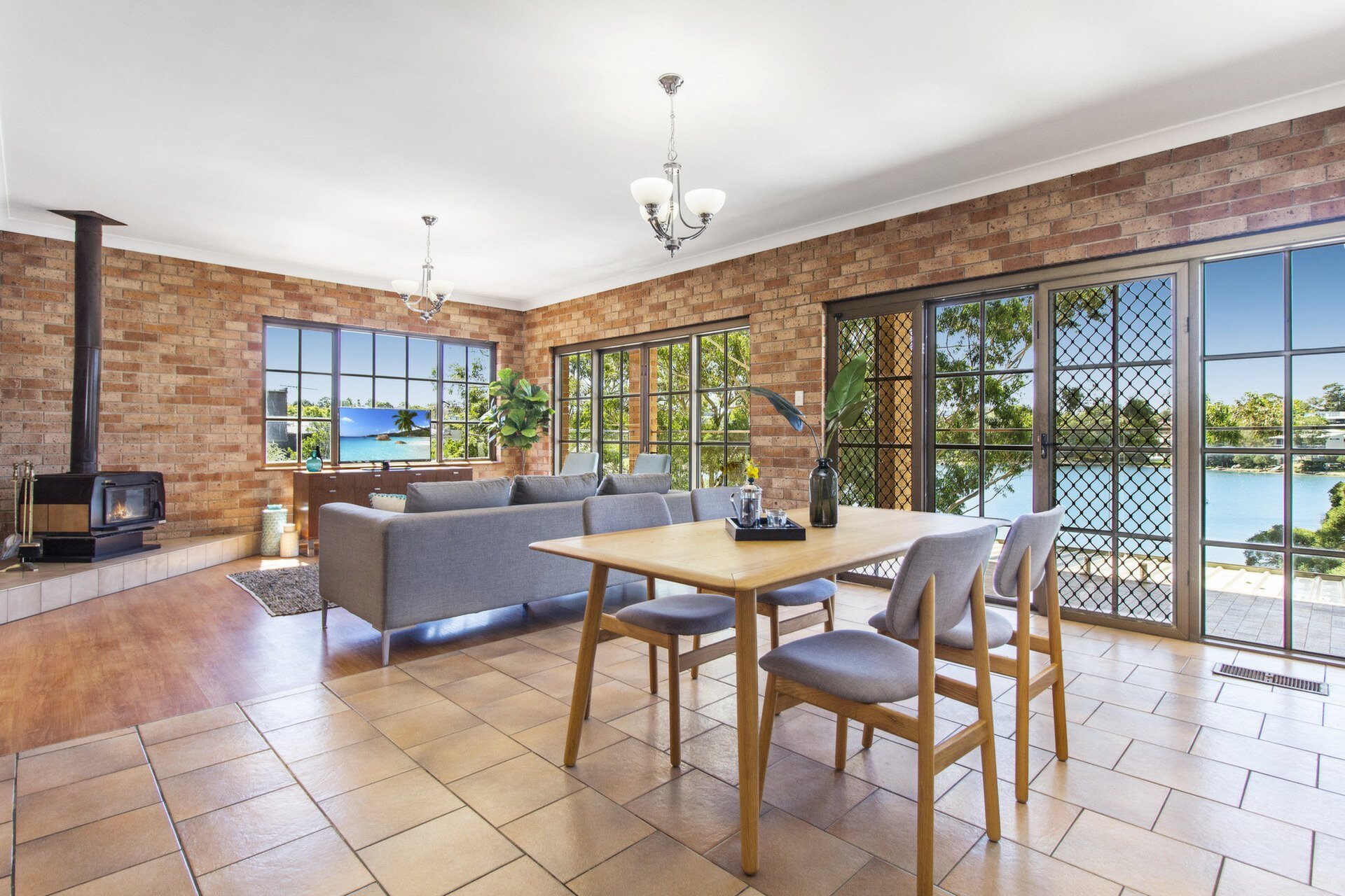 58 Pellisier Road, Putney Sold by Cassidy Real Estate - image 1