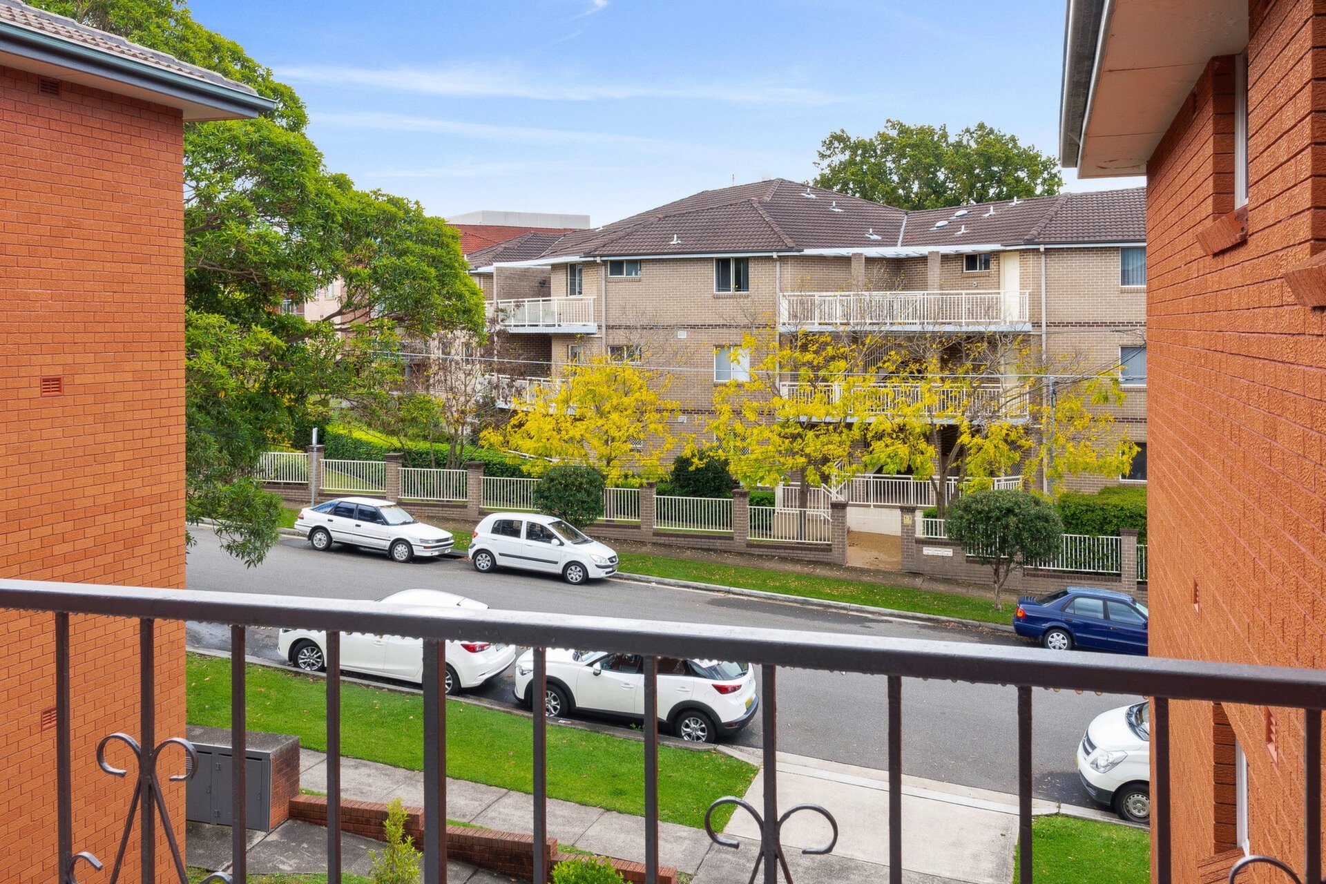 8/4 Harvard Street, Gladesville Sold by Cassidy Real Estate - image 1