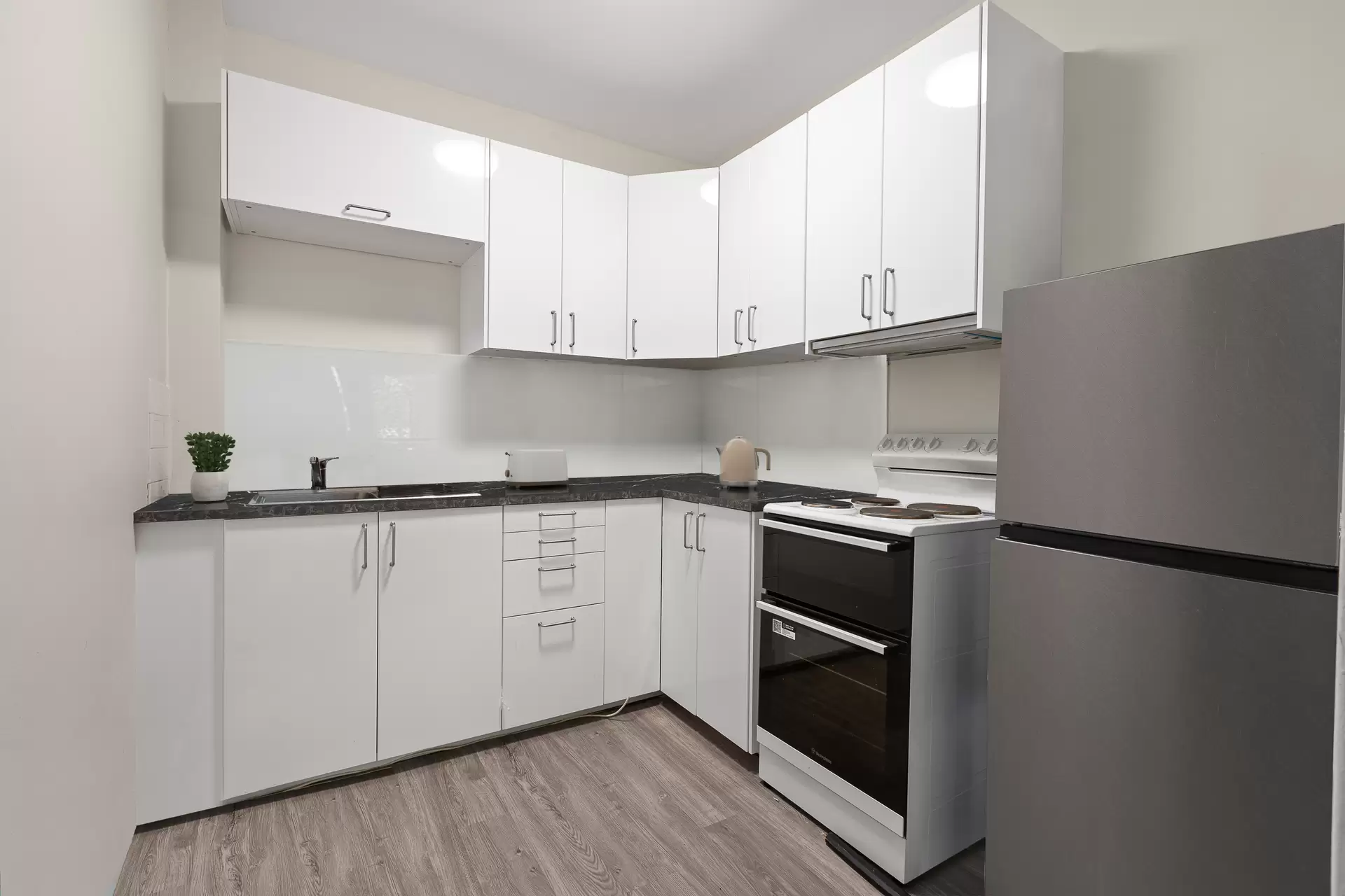 12/11a Cambridge Street, Gladesville Sold by Cassidy Real Estate - image 1