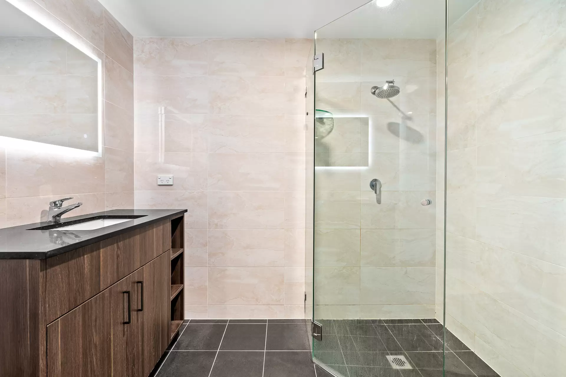 58-62  Delhi Road, Macquarie Park Leased by Cassidy Real Estate - image 1
