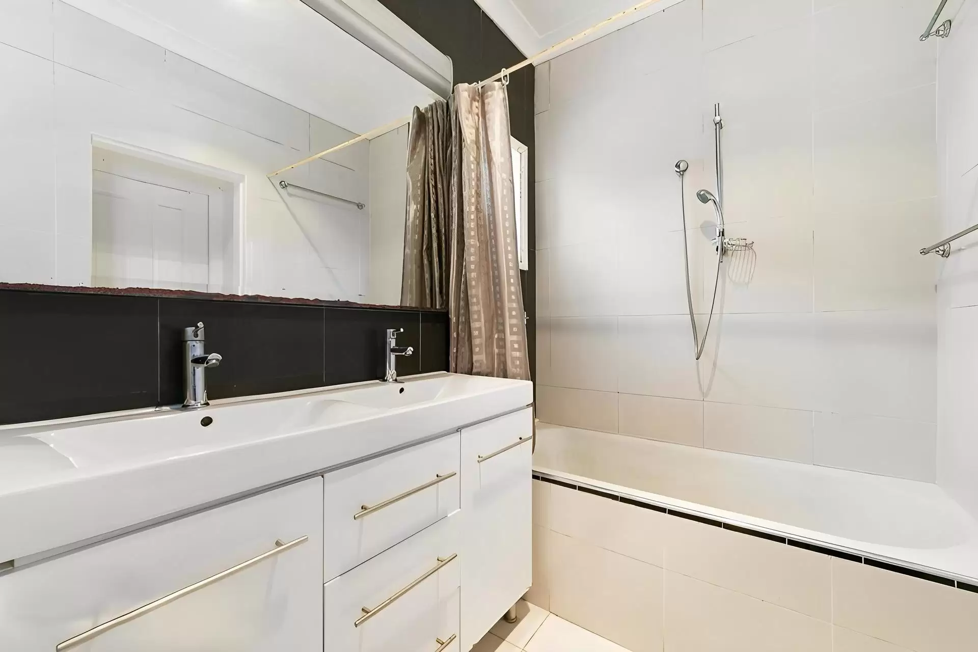 18A Anderson Avenue, Dundas Leased by Cassidy Real Estate - image 1