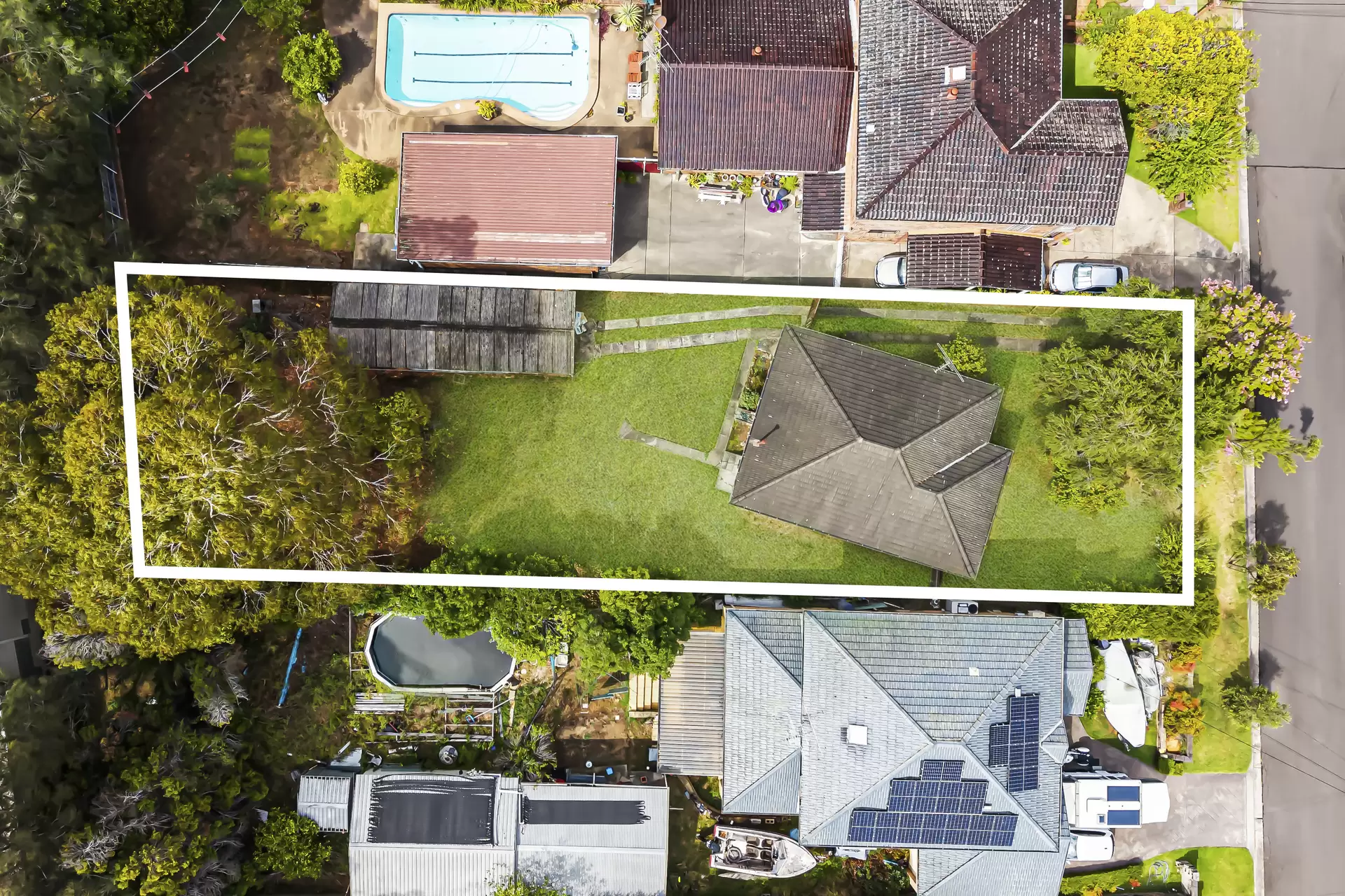 35 Bray Street, Dundas Auction by Cassidy Real Estate - image 1