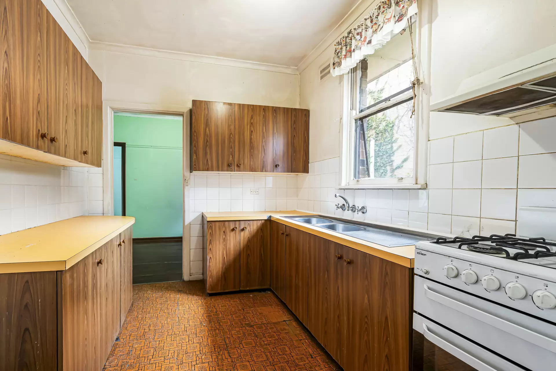 35 Bray Street, Dundas Auction by Cassidy Real Estate - image 1