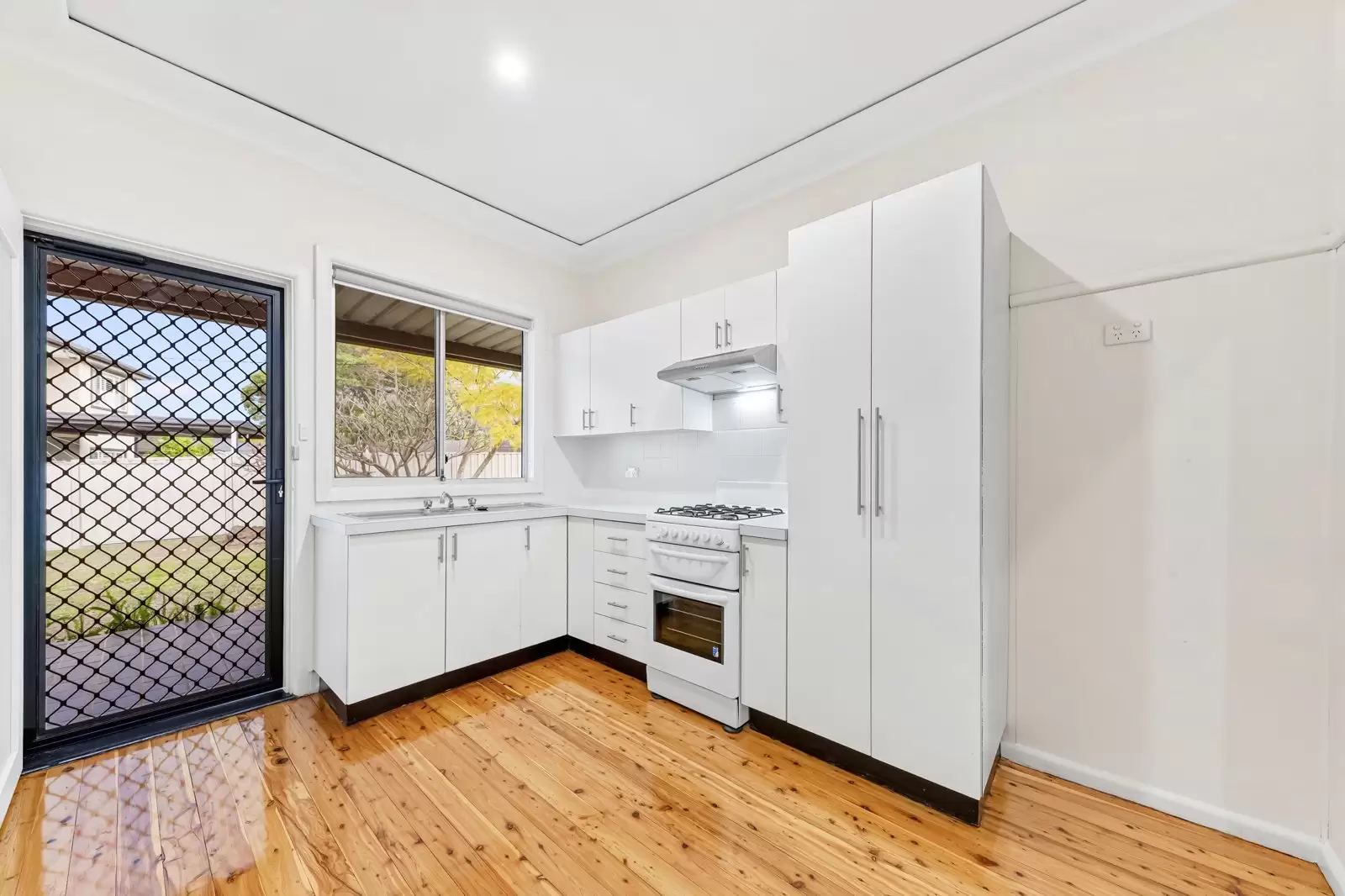 7 Nada Street, Old Toongabbie For Lease by Cassidy Real Estate - image 1