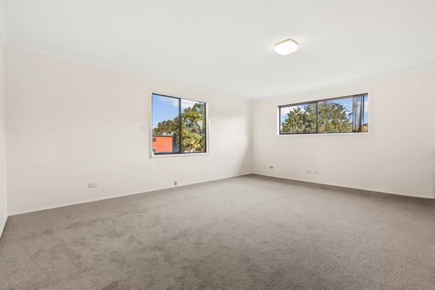 2/45 Pittwater Road, Hunters Hill Leased by Cassidy Real Estate - image 1