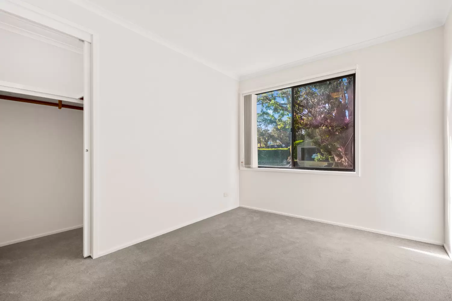 2/45 Pittwater Road, Hunters Hill Leased by Cassidy Real Estate - image 1