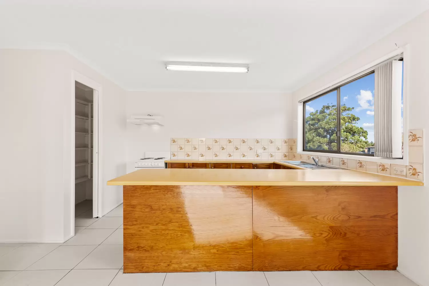 2/45 Pittwater Road, Hunters Hill Leased by Cassidy Real Estate - image 1