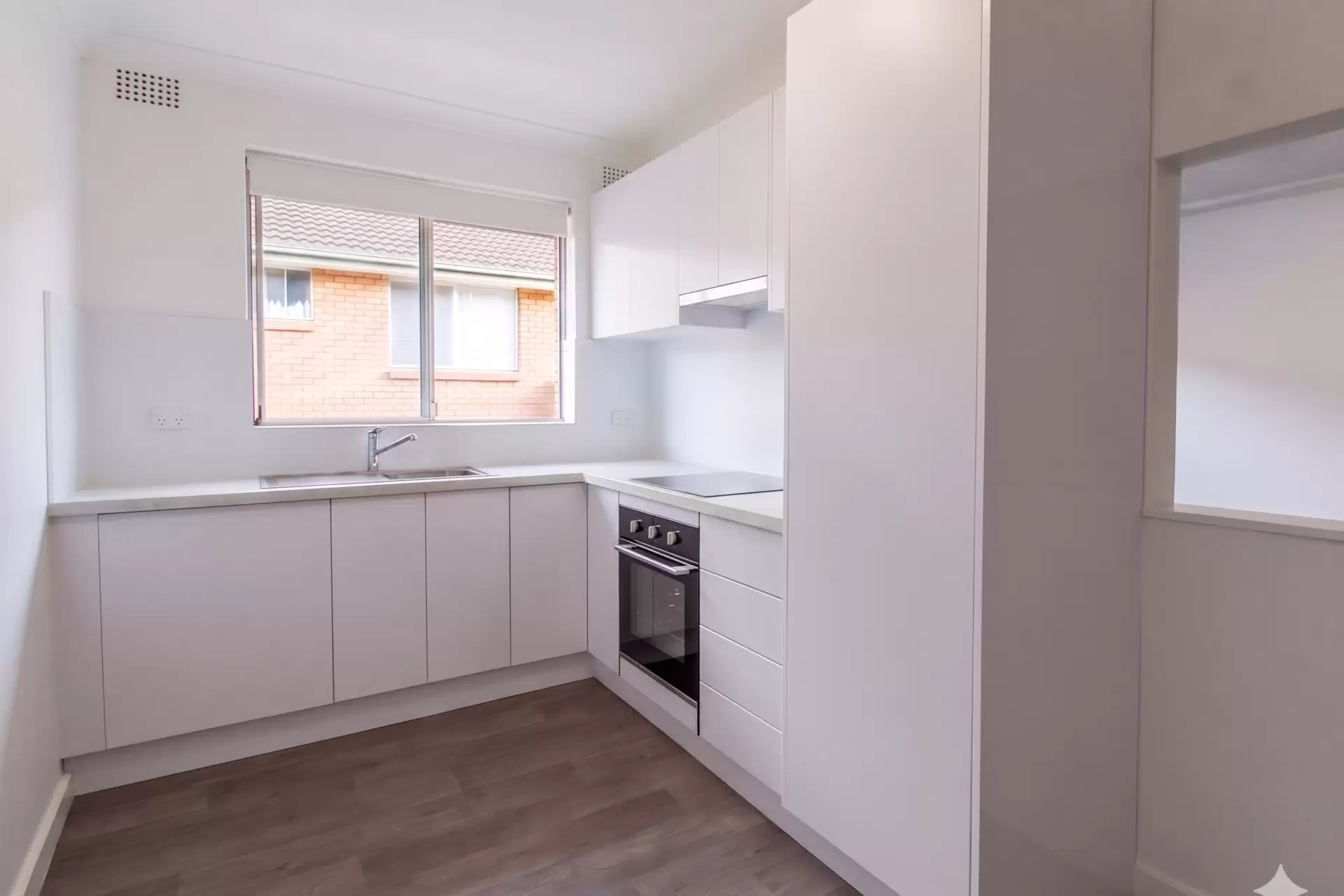6/19 William Street, North Parramatta Leased by Cassidy Real Estate - image 1