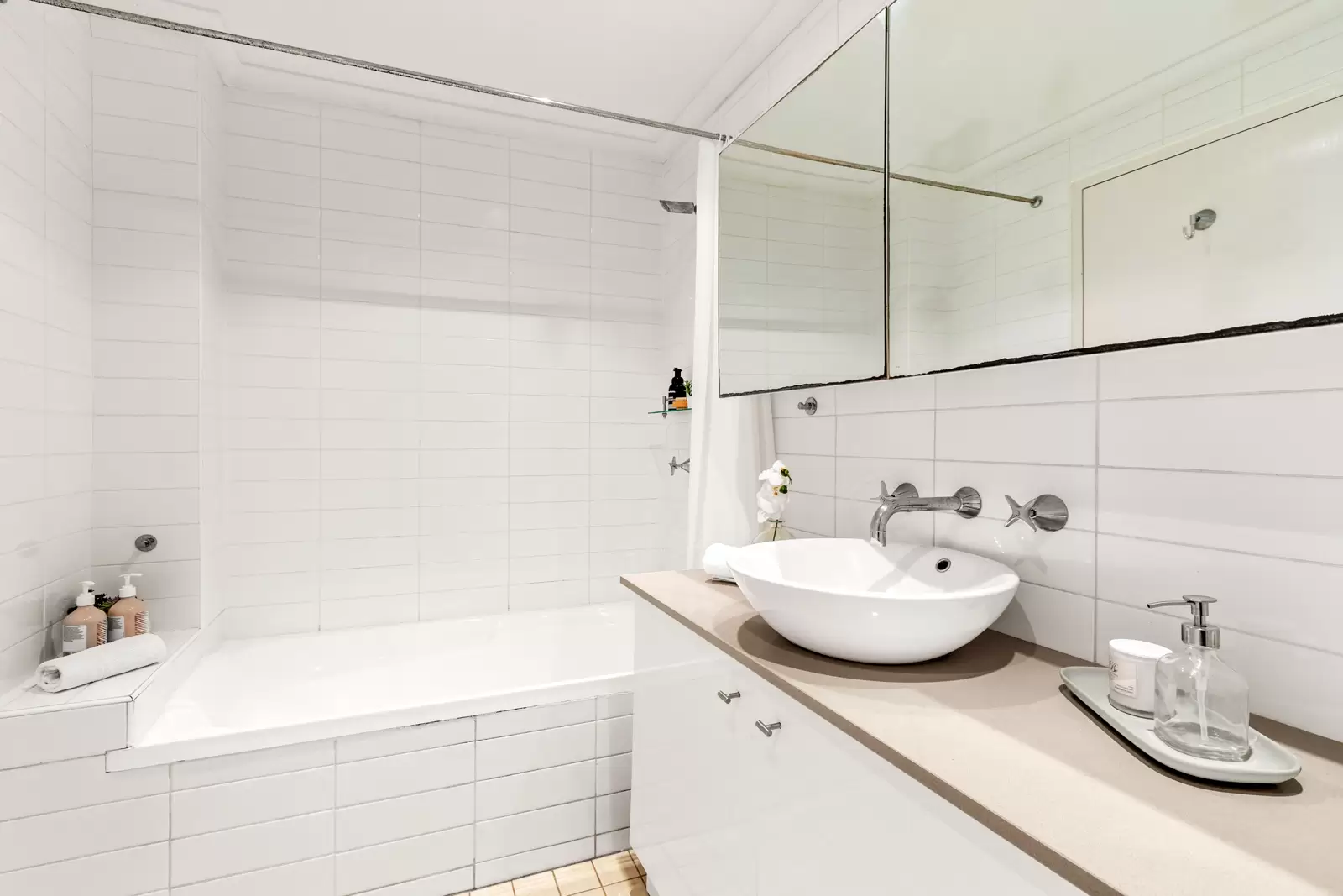 2/165 Victoria Road, Gladesville For Lease by Cassidy Real Estate - image 1