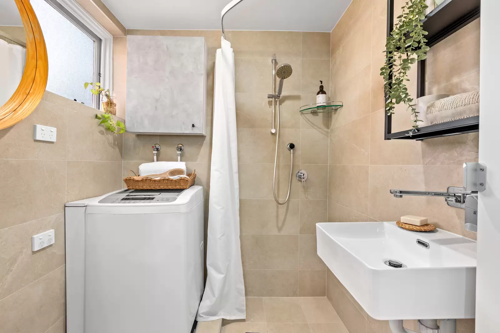 1/6 Pearson Street, Gladesville Auction by Cassidy Real Estate - image 1