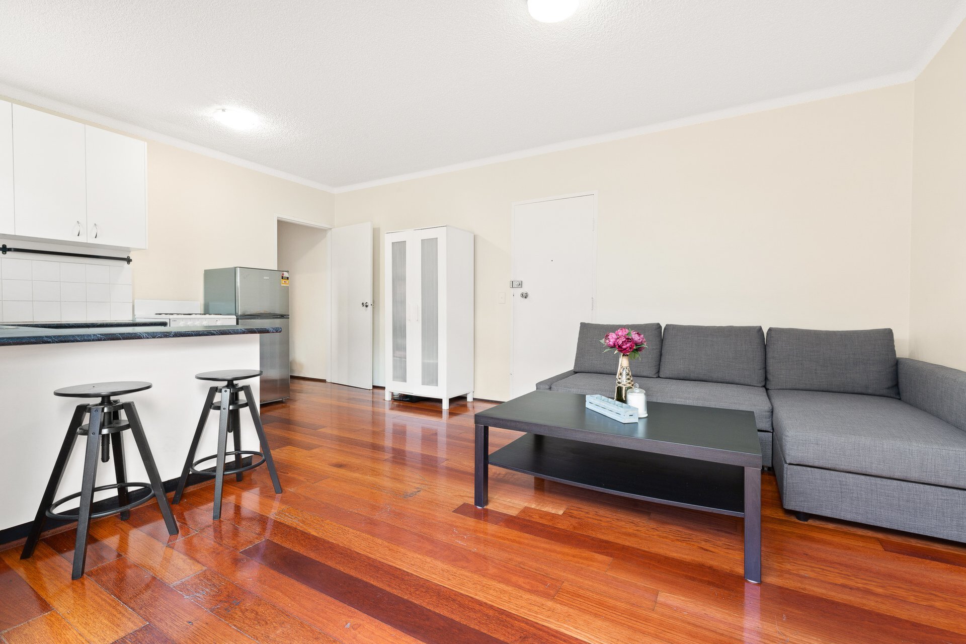 6/10 Harvard Street, Gladesville Sold by Cassidy Real Estate - image 1