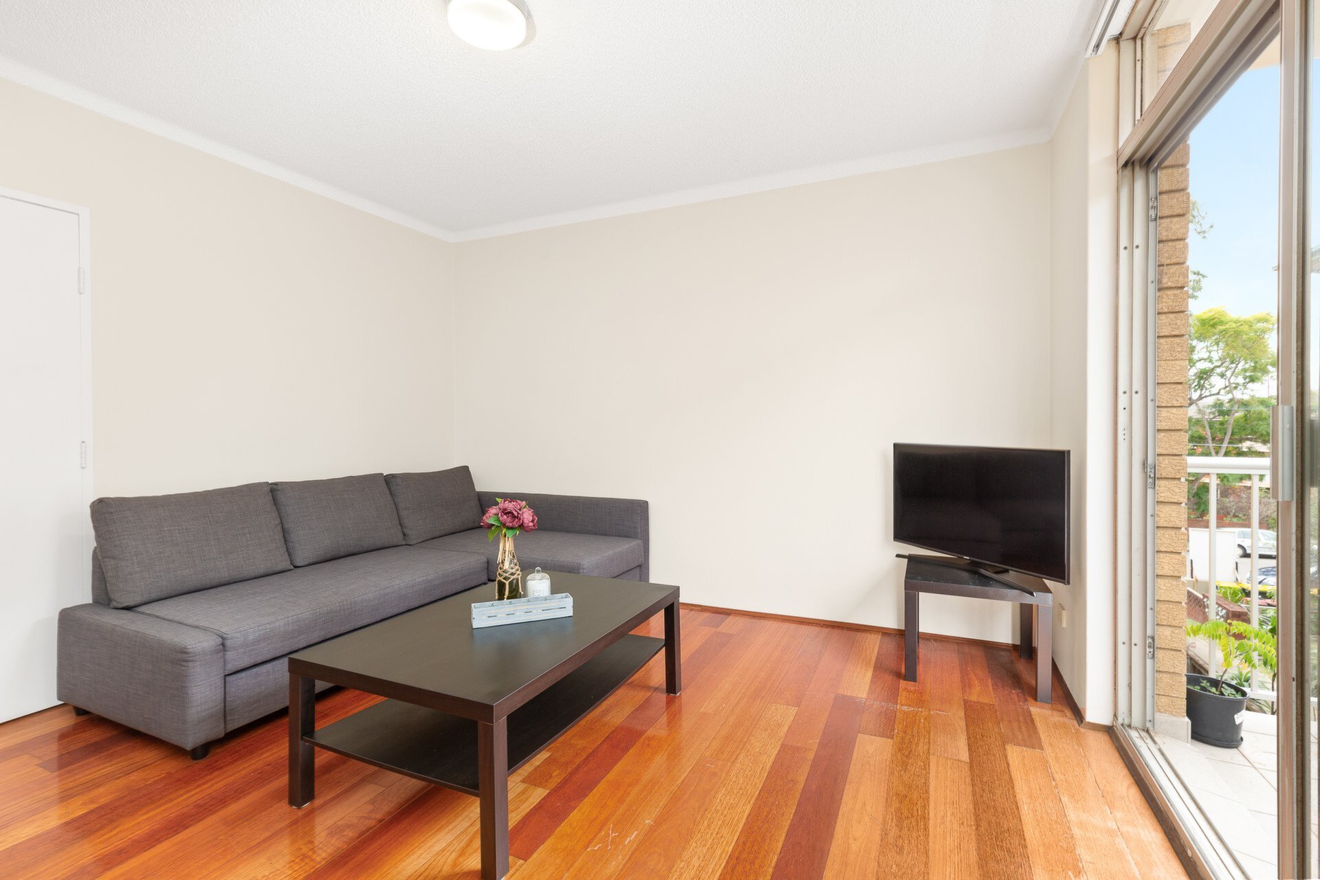 6/10 Harvard Street, Gladesville Sold by Cassidy Real Estate - image 1