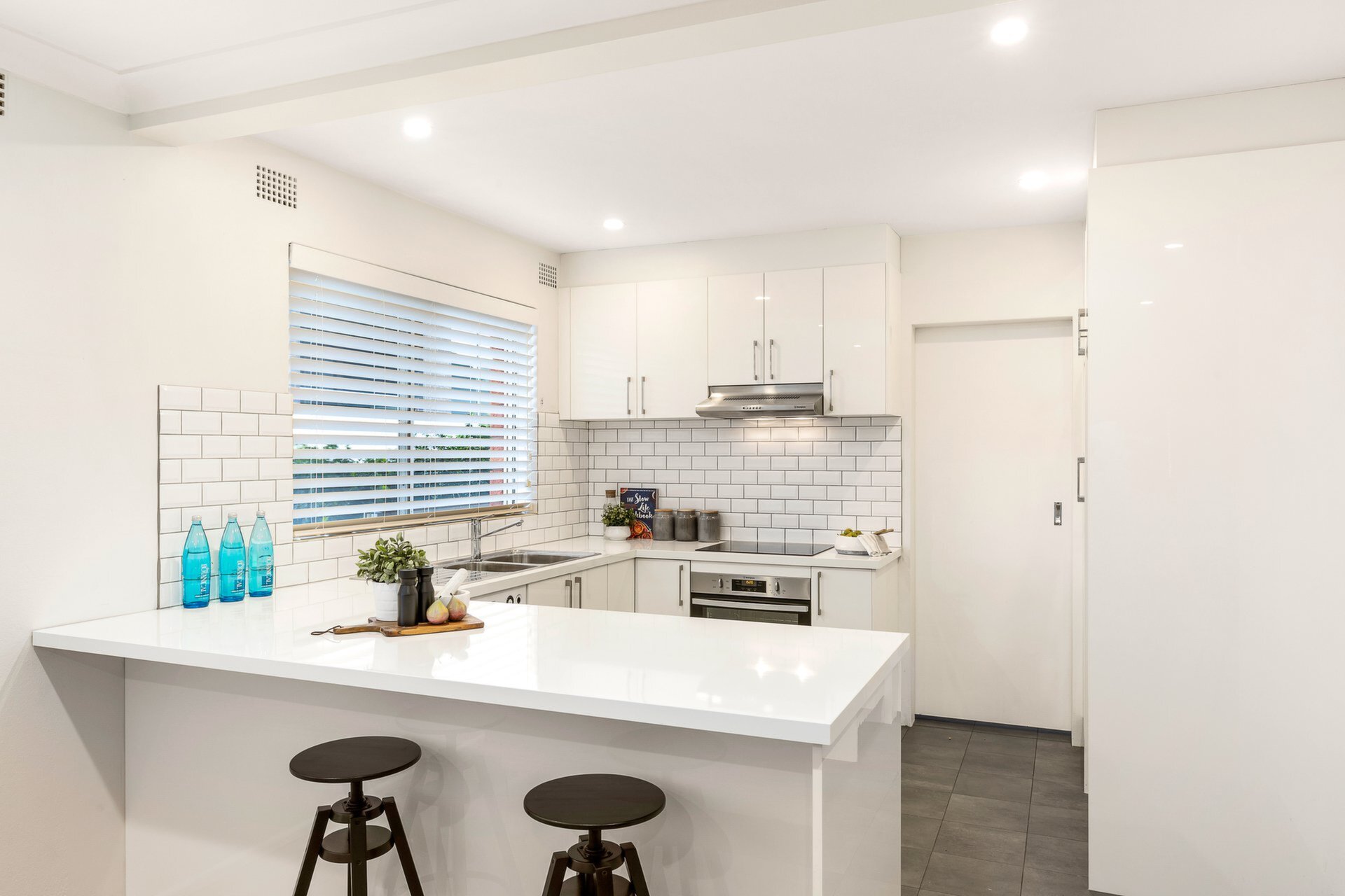 2/4 Batemans Road, Gladesville Sold by Cassidy Real Estate - image 1
