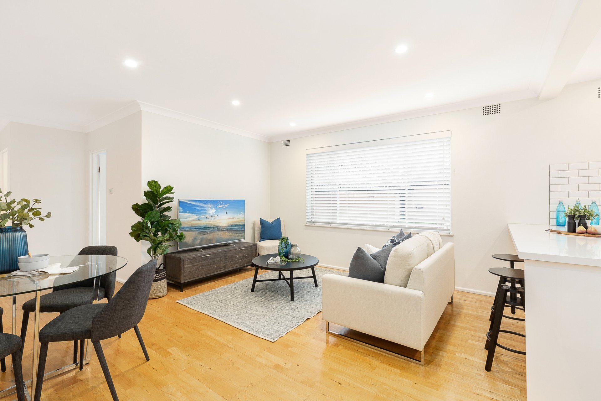 2/4 Batemans Road, Gladesville Sold by Cassidy Real Estate - image 1