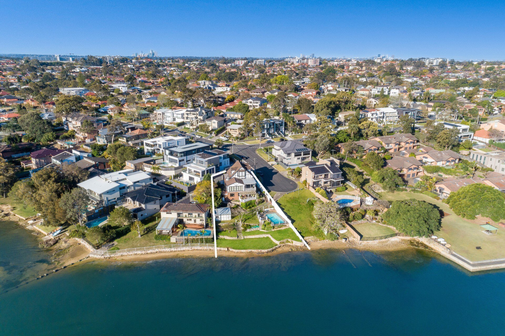 55 Bayview Street, Tennyson Point Sold by Cassidy Real Estate - image 1
