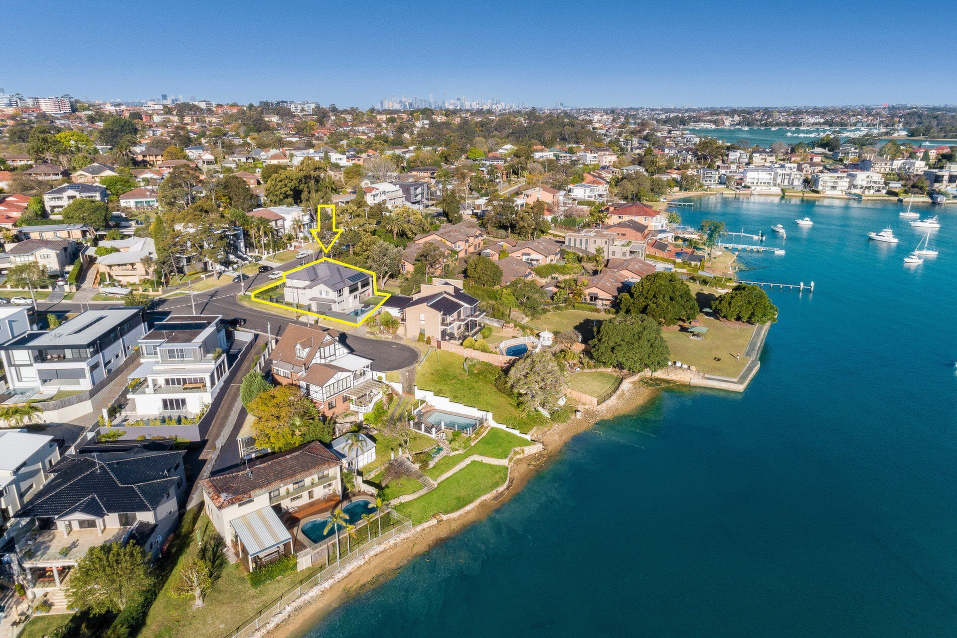 1 Beach Street, Tennyson Point Sold by Cassidy Real Estate - image 1