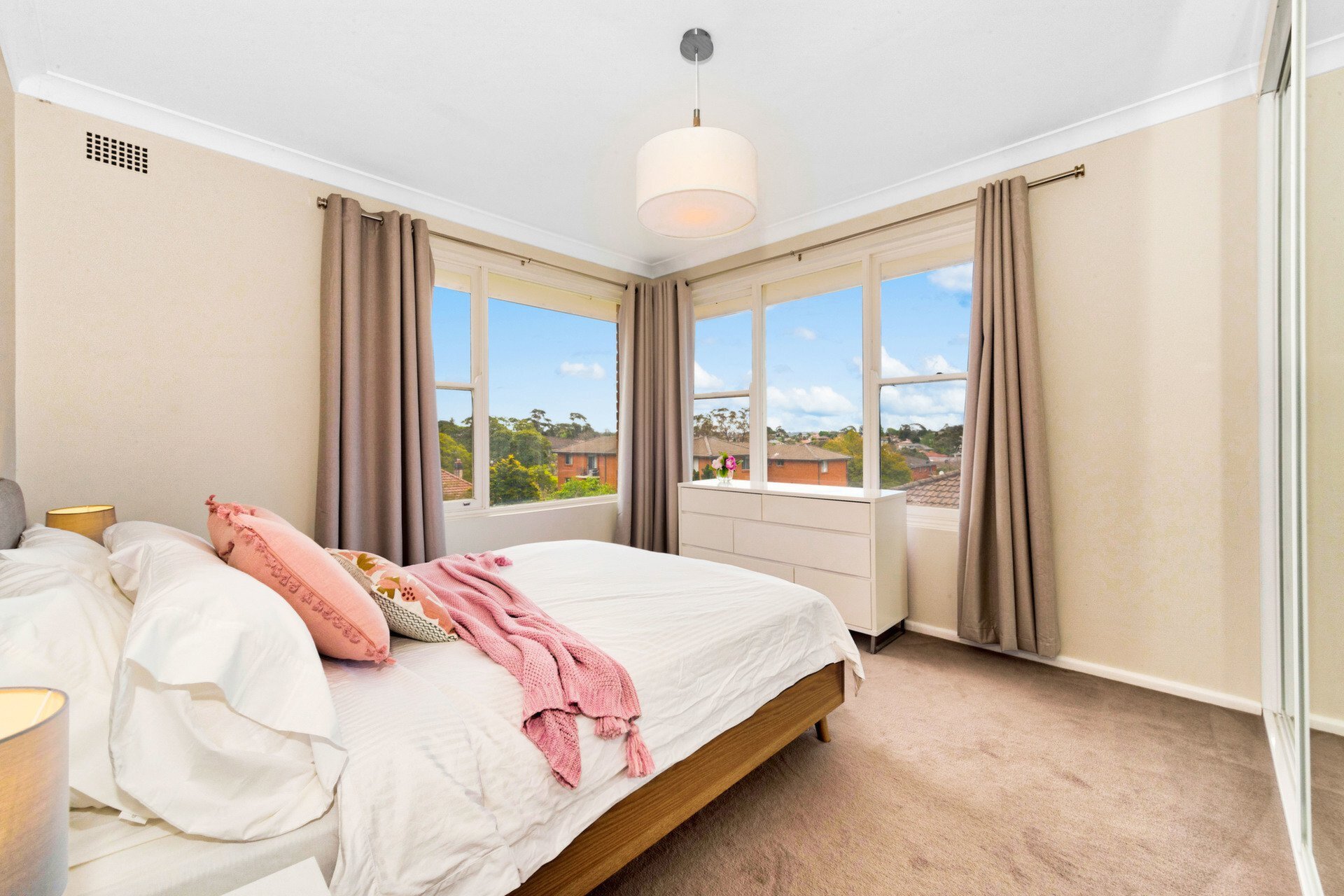 9/10 Pittwater Road, Gladesville Sold by Cassidy Real Estate - image 1