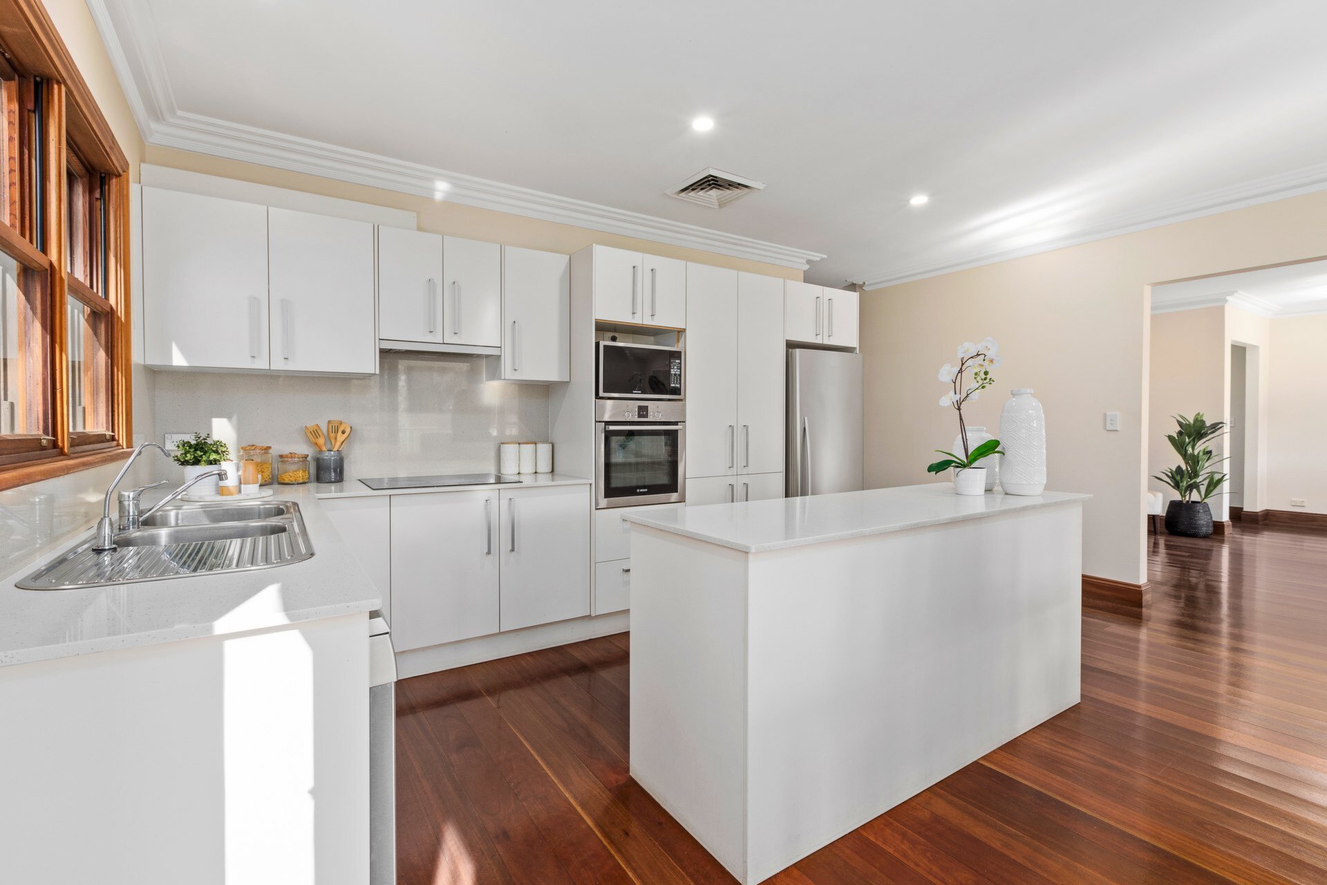 10 Pains Road, Hunters Hill Sold by Cassidy Real Estate - image 1